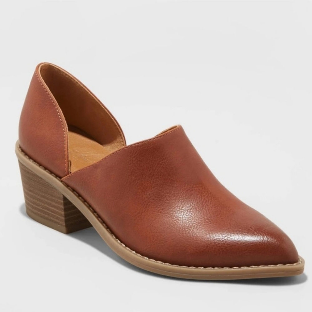 Universal Thread Rylie Cut Out Ankle Bootie